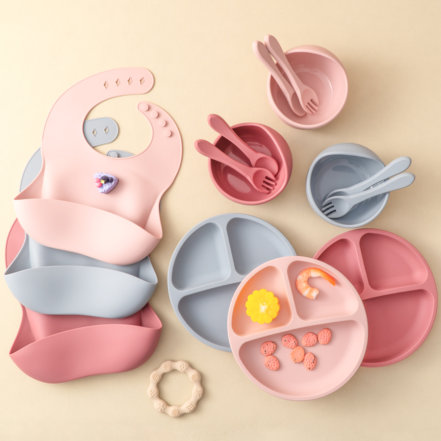 5Pcs Baby Silicone Feeding Set - Waterproof Baby Bibs Silicone recension och pris